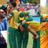 South Africa VIDEO: अफ्रीका टीम की विदाई करने एयरपोर्ट पहुंचे हजारों भारतीय फैंस, जमकर किया चीयर, तो खिलाड़ियों ने किया धन्यवाद